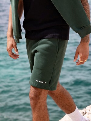 Blakely Riviera Initial Jogger Shorts Donkergroen | WRYTH-9071